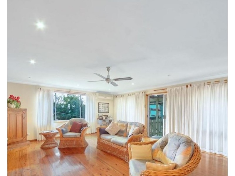 6 Harrow Road, Glenfield NSW 2167