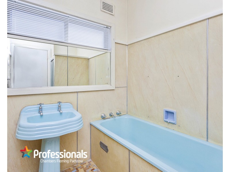 9 Alamein Road, Revesby Heights NSW 2212