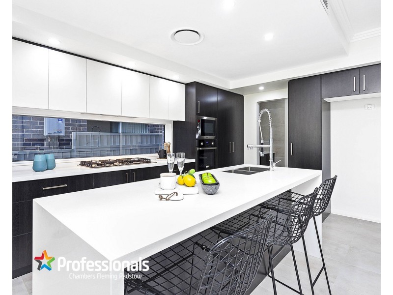 8A Laundess Avenue, Panania NSW 2213