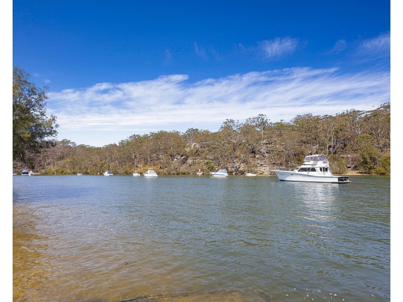 2 Carinya Road, Picnic Point NSW 2213