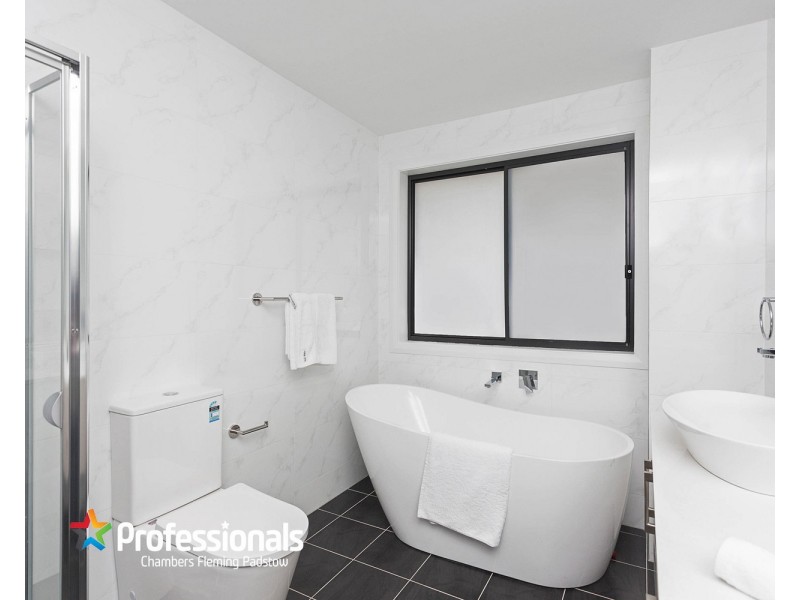 100 Mackenzie Street, Revesby NSW 2212