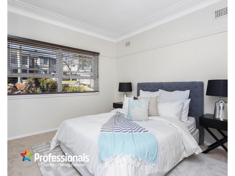 33 Clive Street, Revesby NSW 2212