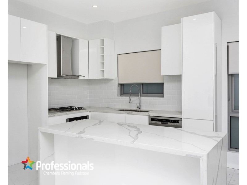2 Truro Parade, Padstow NSW 2211