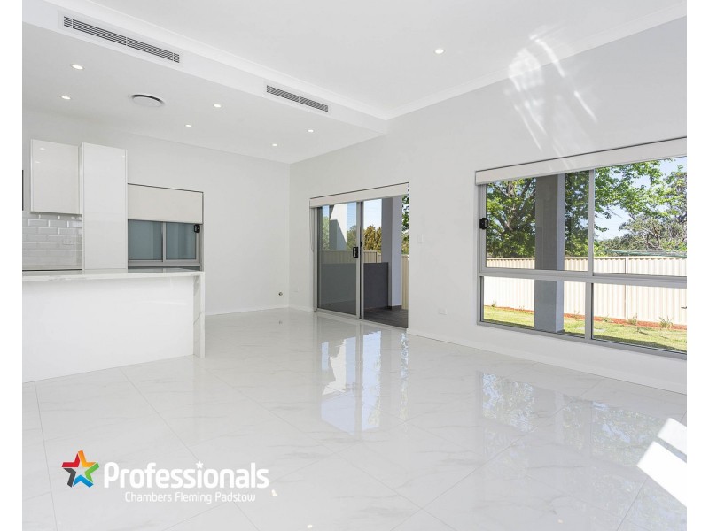 2 Truro Parade, Padstow NSW 2211