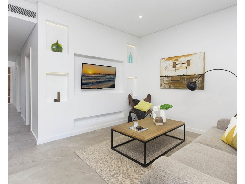 5A Hazelglen Street, Panania NSW 2213