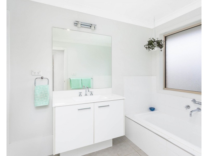 5 Sandra Avenue, Panania NSW 2213