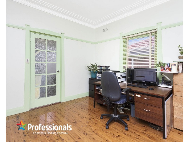 18 School Parade, Padstow NSW 2211