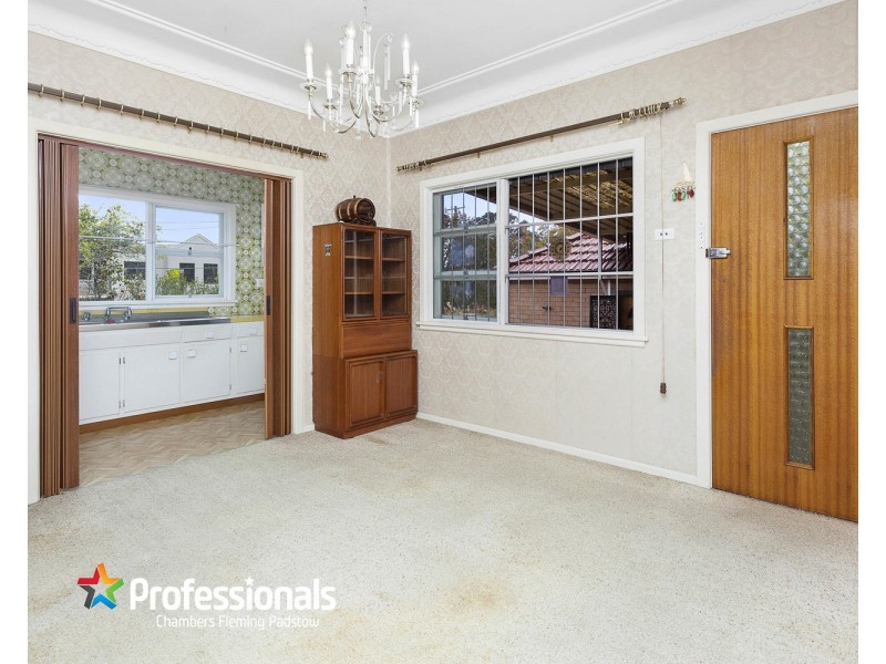 93 Kennedy Street, Picnic Point NSW 2213