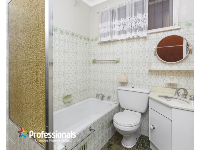 93 Kennedy Street, Picnic Point NSW 2213