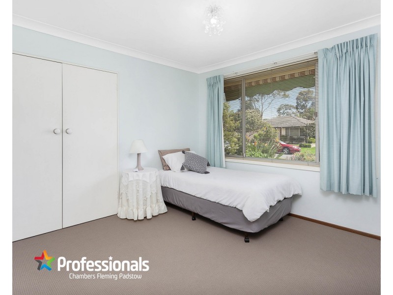 59 Apex Avenue, Picnic Point NSW 2213