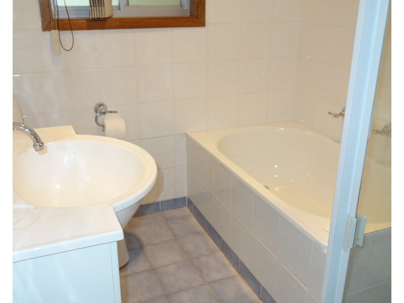 2 Astley Avenue, Padstow NSW 2211