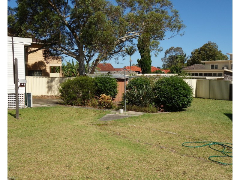 2 Astley Avenue, Padstow NSW 2211
