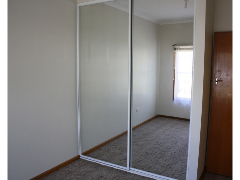 33 Prince Street, Picnic Point NSW 2213