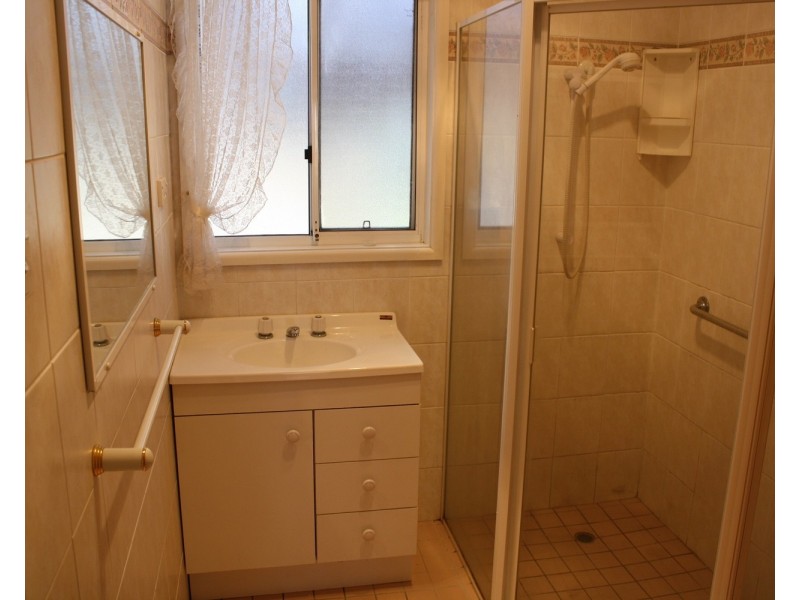 33 Prince Street, Picnic Point NSW 2213