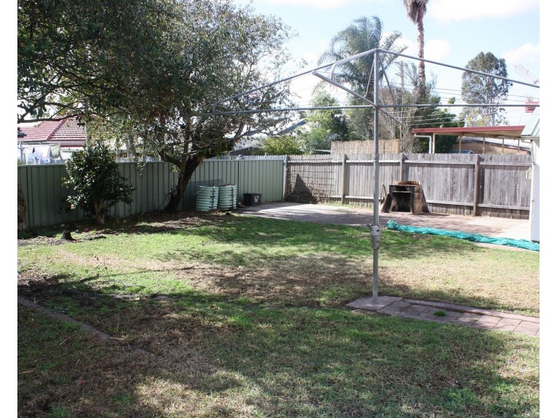 33 Prince Street, Picnic Point NSW 2213