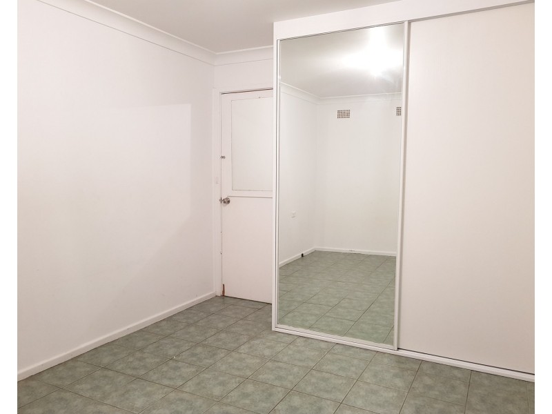 12  Coolabah Place, Macquarie Fields NSW 2564