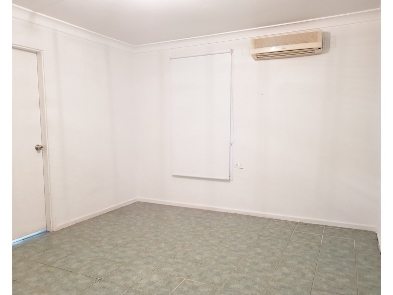 12  Coolabah Place, Macquarie Fields NSW 2564