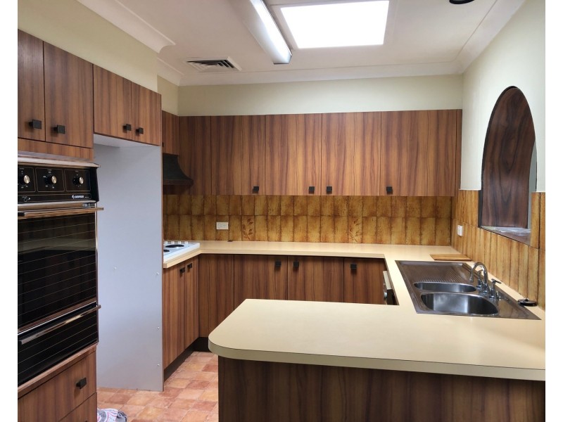 21 Duke Street, East Hills NSW 2213