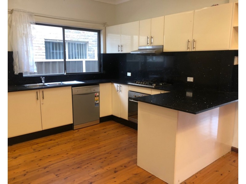 27 Anne Street, Revesby NSW 2212