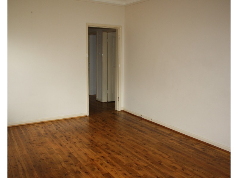 5 Payten Avenue, Roselands NSW 2196