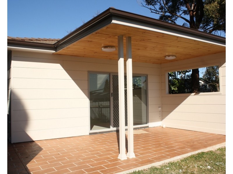 595B Henry Lawson Drive, East Hills NSW 2213