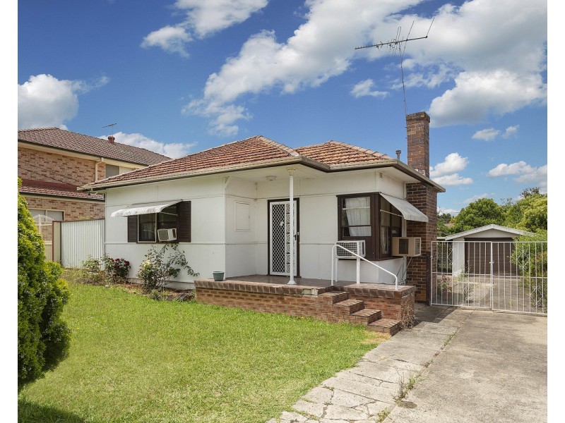 15 Coral Avenue, Padstow NSW 2211