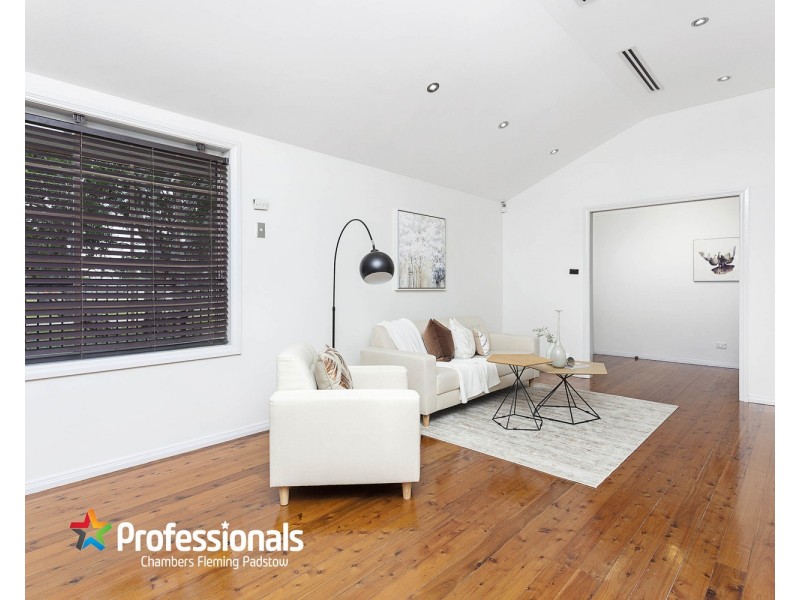 384 Henry Lawson Drive, Milperra NSW 2214