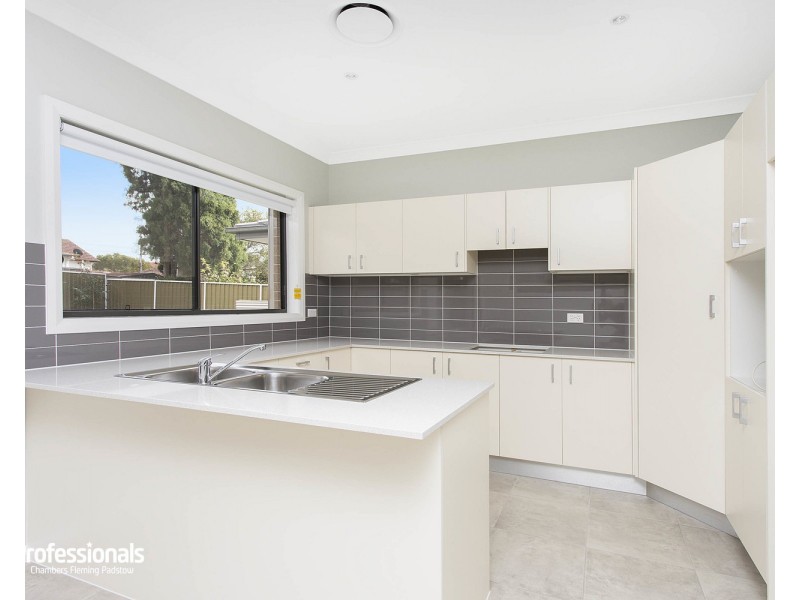 11 Drake Street, Panania NSW 2213