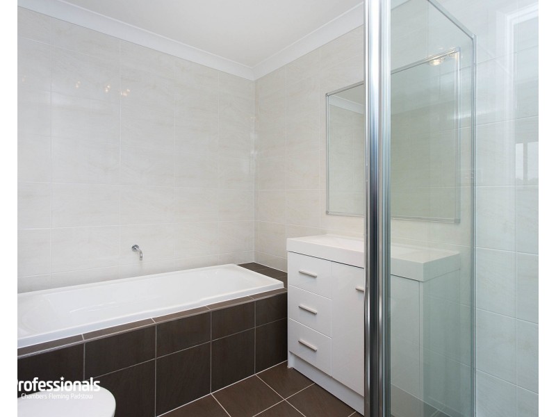 11 Drake Street, Panania NSW 2213