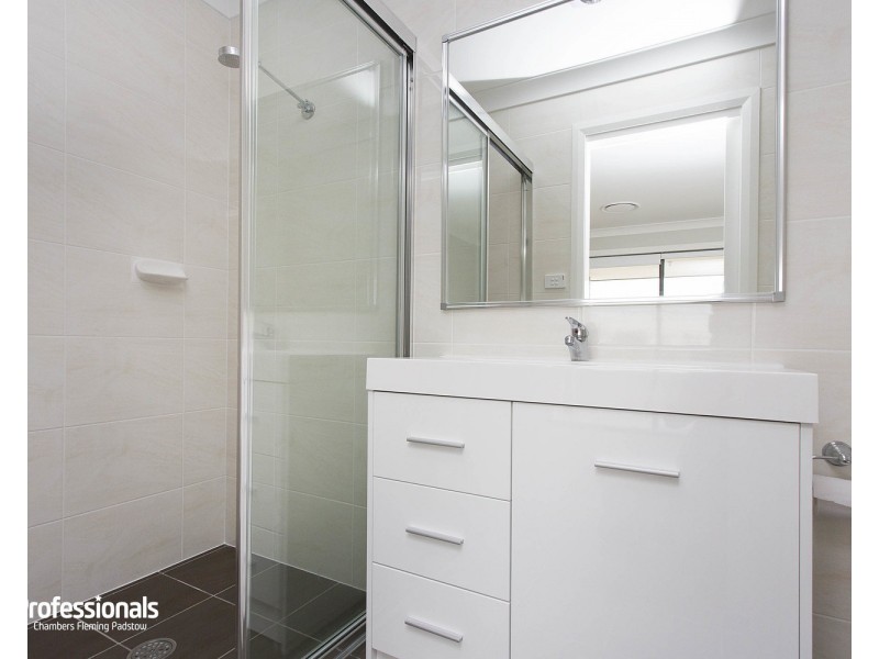 11 Drake Street, Panania NSW 2213