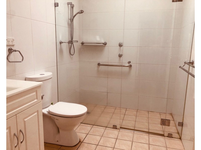 482 Henry Lawson Drive, East Hills NSW 2213