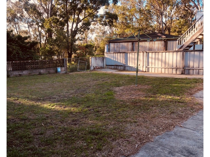 482 Henry Lawson Drive, East Hills NSW 2213