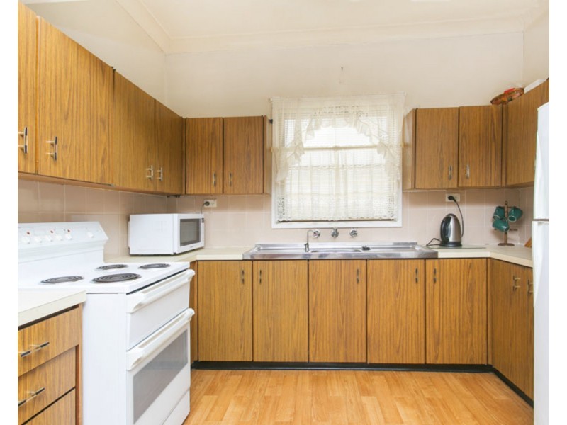 17 Craigie Avenue, Padstow NSW 2211