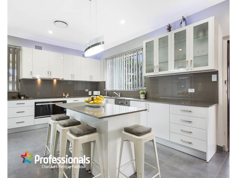 553 Henry Lawson Drive, Milperra NSW 2214