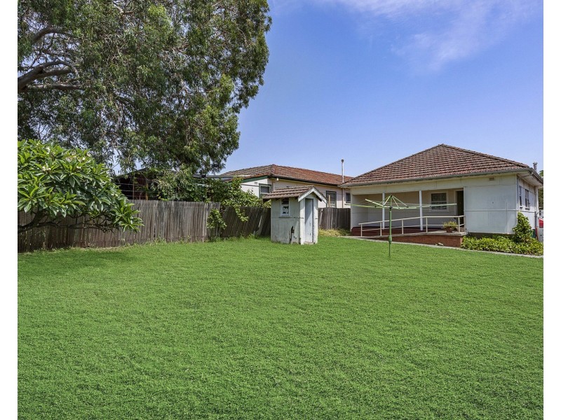 27  Cairo Avenue, Padstow NSW 2211