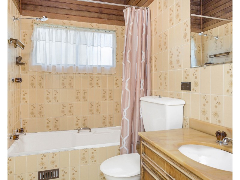 83 Tompson Road, Panania NSW 2213