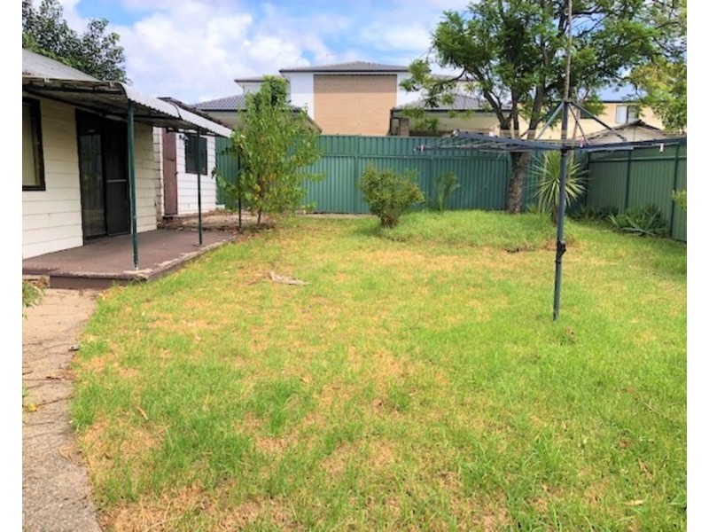 148 Davies Road, Padstow NSW 2211