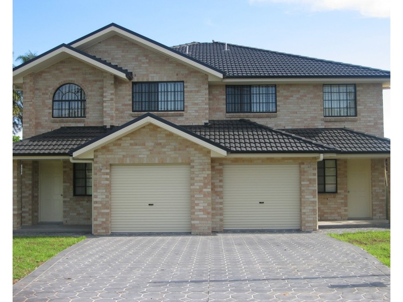 2 Kerrie Crescent, Panania NSW 2213