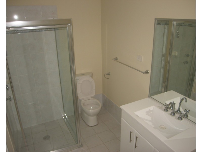 2 Kerrie Crescent, Panania NSW 2213