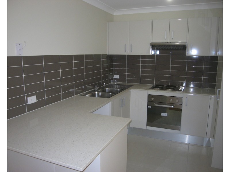 2 Kerrie Crescent, Panania NSW 2213