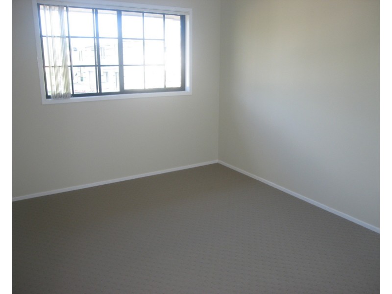 2 Kerrie Crescent, Panania NSW 2213