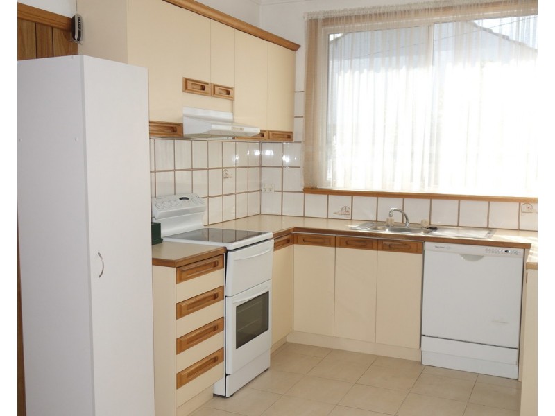 4 Lorraine Avenue, Padstow Heights NSW 2211