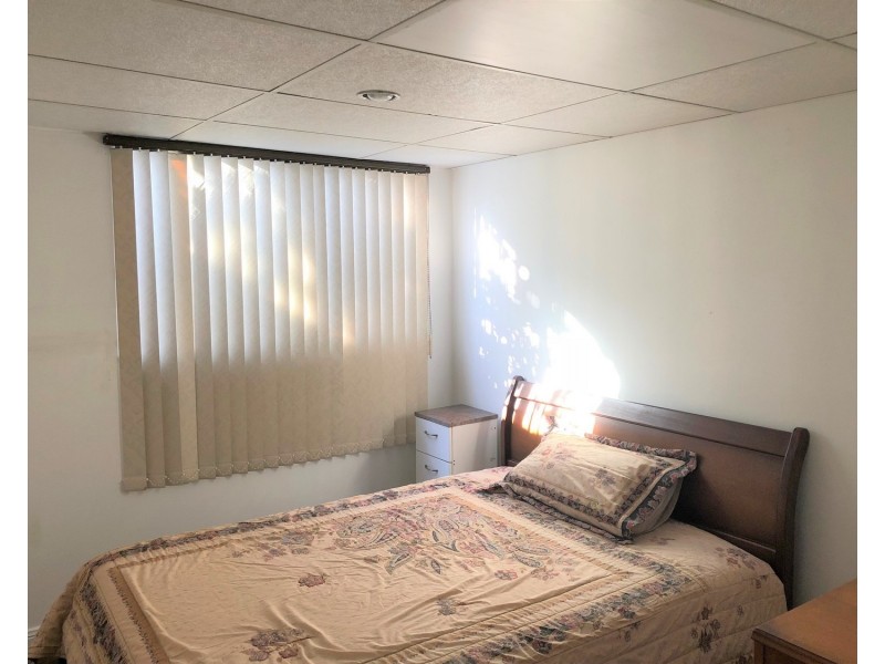 2B Forshaw Avenue, Peakhurst NSW 2210