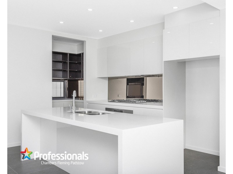 18 Wyatt Avenue, Padstow NSW 2211