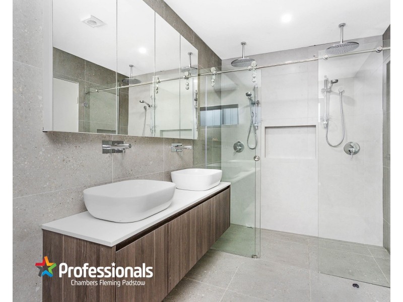 18 Wyatt Avenue, Padstow NSW 2211