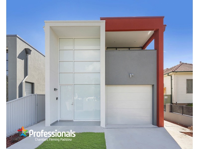 18 Wyatt Avenue, Padstow NSW 2211