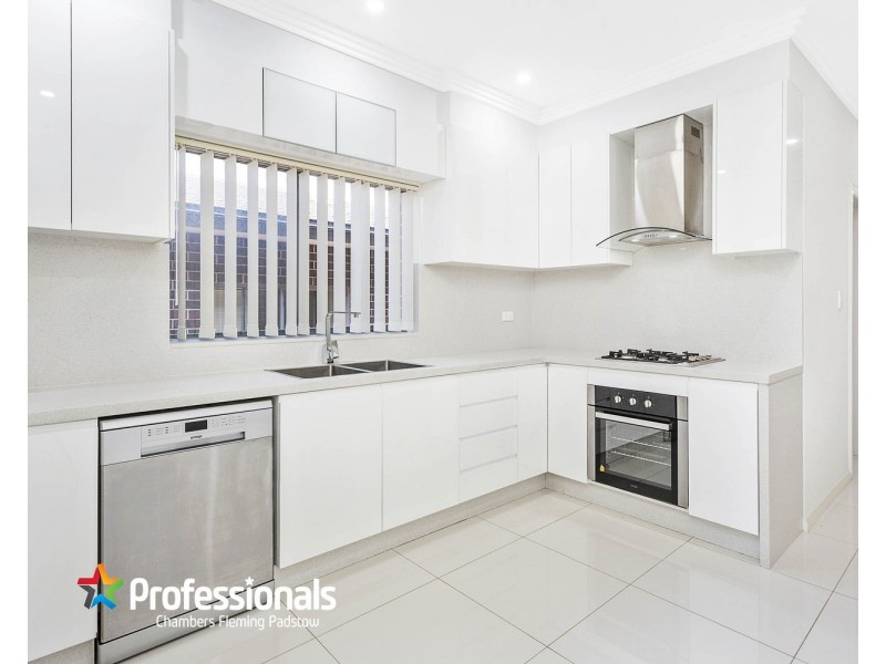 15 Richardson Avenue, Padstow NSW 2211