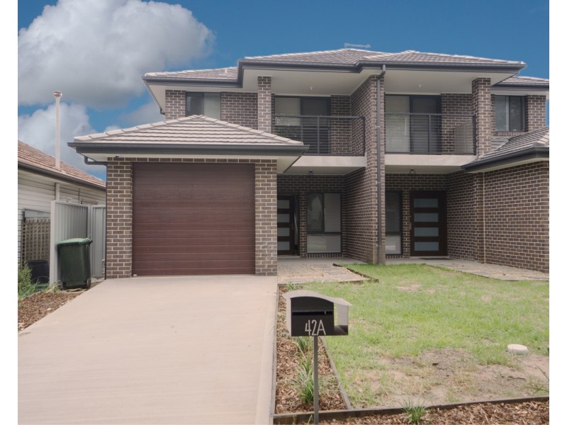 42A McGirr Street, Padstow NSW 2211