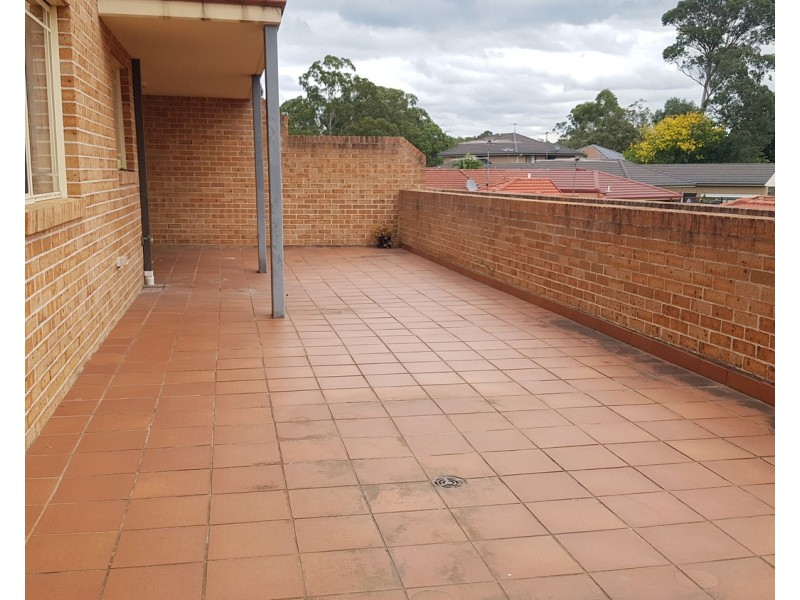 3/49 Maclaurin Avenue, East Hills NSW 2213