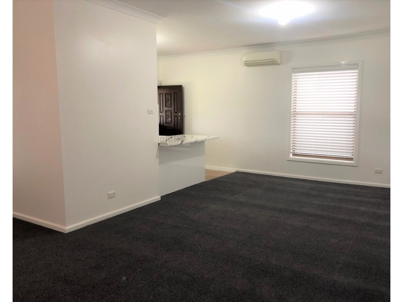 64 Picnic Point Road, Picnic Point NSW 2213